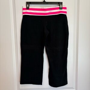 Yoga Capri Legging - Black With Pink / White Stripe Love Waistband - Juniors M